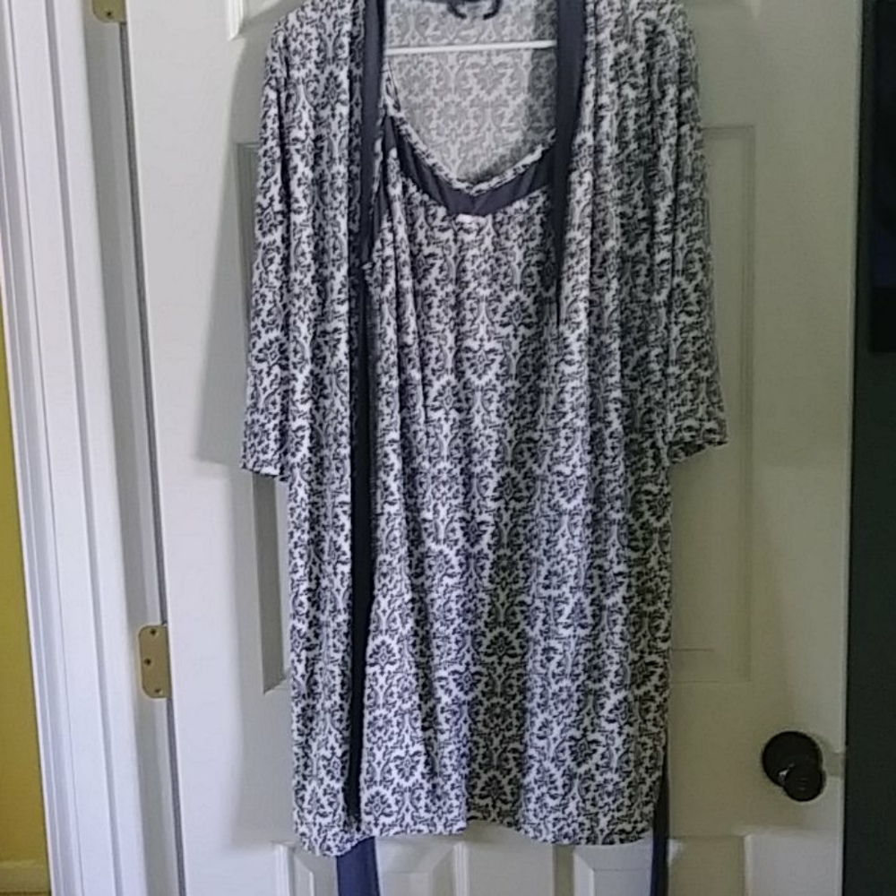 Nightgown Set
